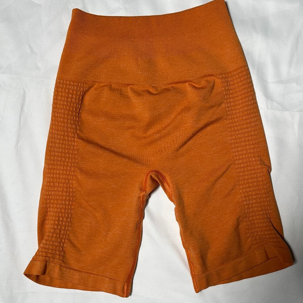Alphalete Short small - Picture 2 of 4
